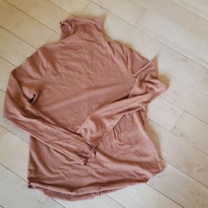 Women's size m gap turtleneck. Copper color